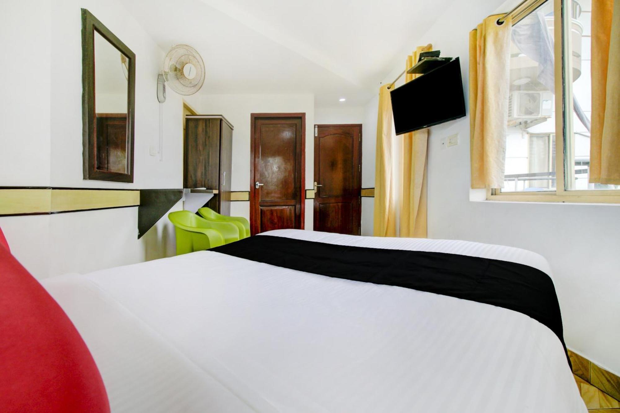 Collection O 75308 Floatel International Beach Resort Kannur Exterior photo