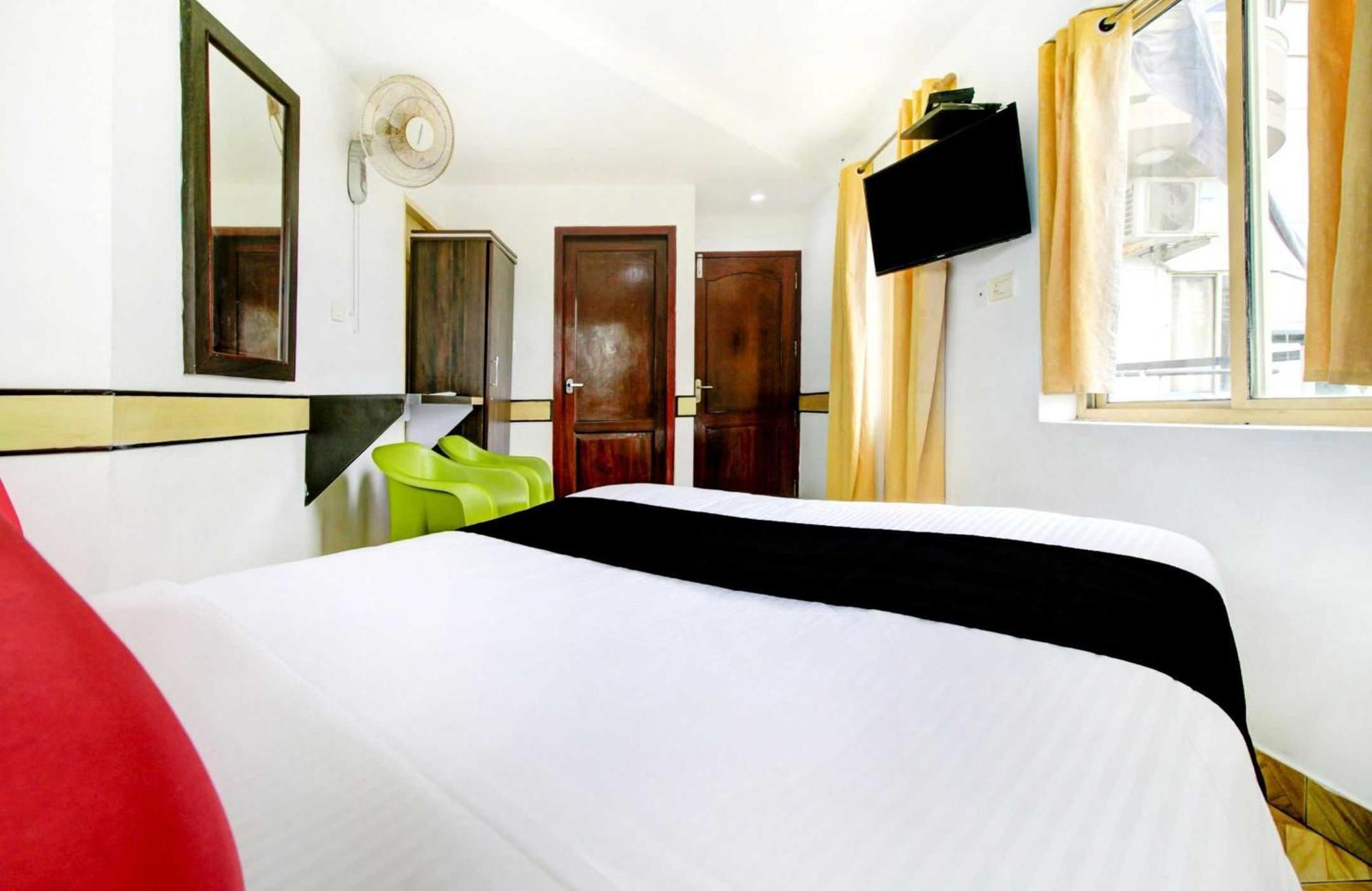 Collection O 75308 Floatel International Beach Resort Kannur Exterior photo